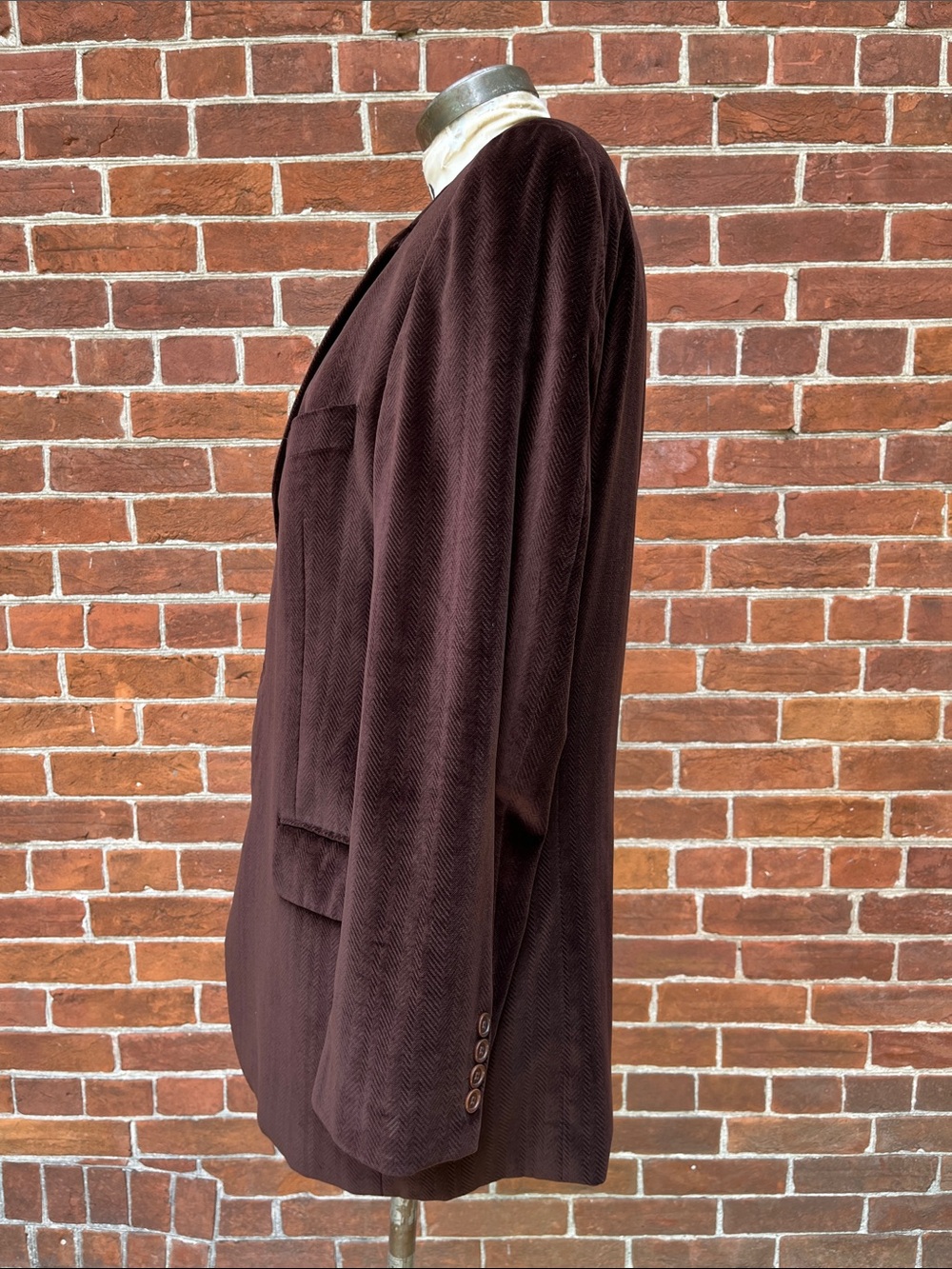 Givenchy Men's Dark Brown Velvet Sport Coat - Picture 4 of 8